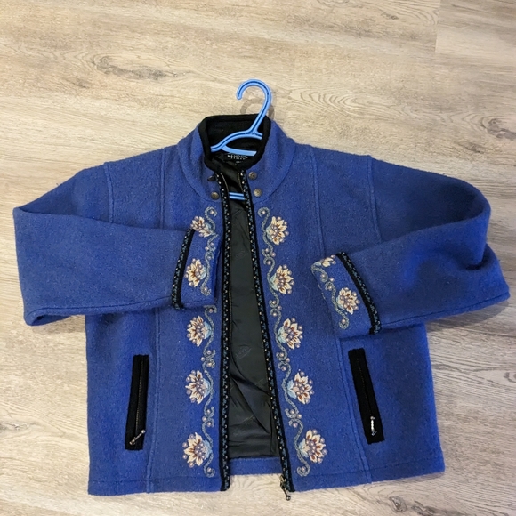 Beautiful vintage coat - Picture 1 of 3